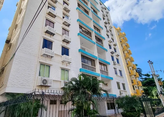 Apartamento Con Acceso Directo Al Mar Rodadero - By Bedviajes